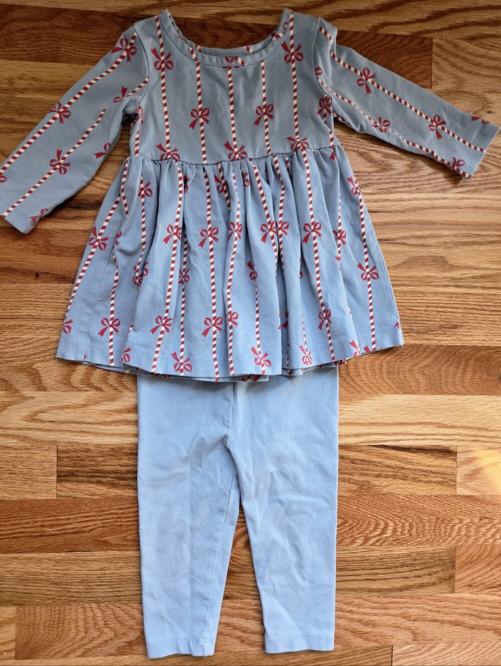 Hanna Andersson Red Bows and Ribbons 12-18 months